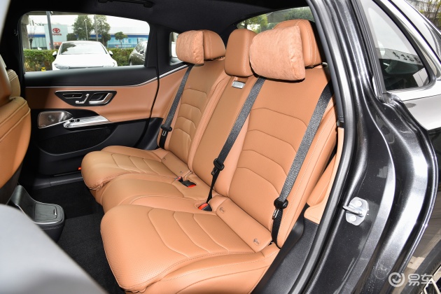 奔驰e级空间-轴距-胎压-易车