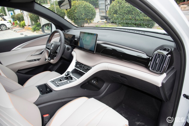 宋pro新能源内饰-后排-胎压-易车