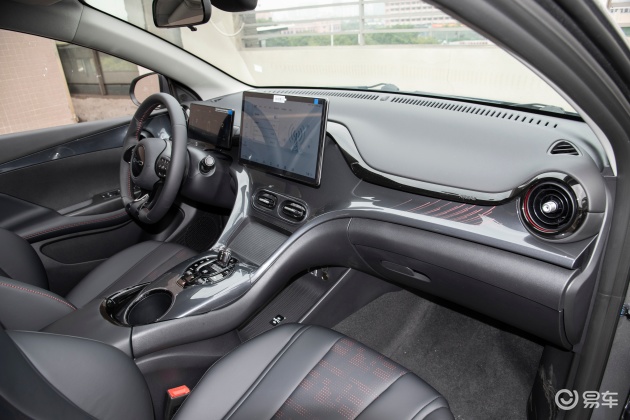 比亚迪e2内饰-车身-胎压-易车