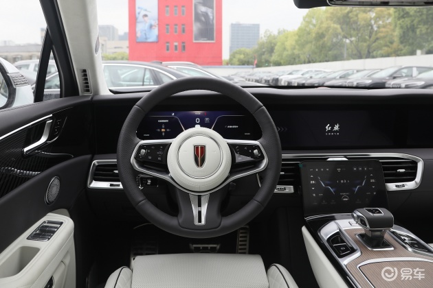 红旗e-hs9车尾_方向盘_气囊