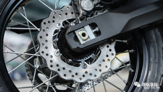 悬吊系统是什么冒险越野拉力机车，雅马哈Tenere700摩托实车鉴赏_https://www.jmylbn.com_新闻资讯_第18张