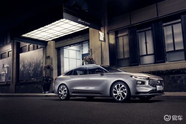 吉利英伦lx申报图搭载增程式混合动力系统