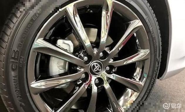 全新性能中型车配置_丰田Mark X 2.5V6复产_丰田锐志海外版价格