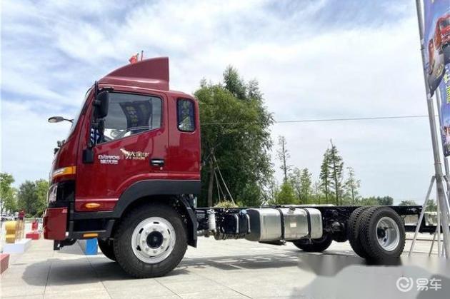 困难气道车什么牌好高人气6米8中卡盘点,最低仅13.98万,难道不比轻卡香吗？_https://www.jmylbn.com_新闻资讯_第11张