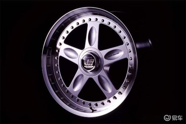 「毂锐驰」向经典致敬——RAYS新品21C_易车