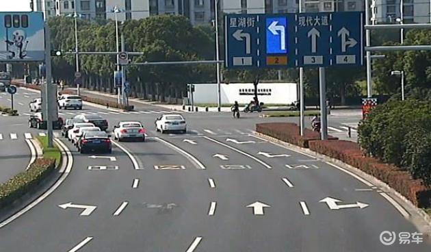 盘州高速路口收费站 f3a304ace0624fd9b071036120b48b50.jpg