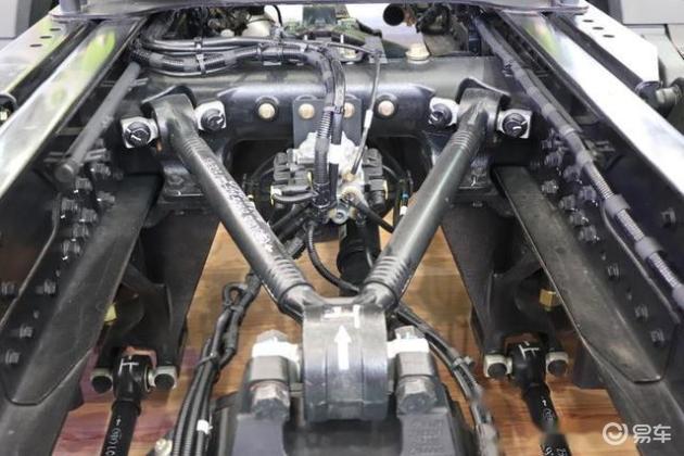 困难气道车什么牌好国产高端重卡大PK，到底谁才是其中的霸王？_https://www.jmylbn.com_新闻资讯_第6张