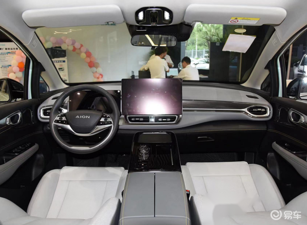 EV是什么针同传统车企的电动车型 是宋PLUS EV老辣？还是AION V后浪推前浪？_https://www.jmylbn.com_新闻资讯_第3张