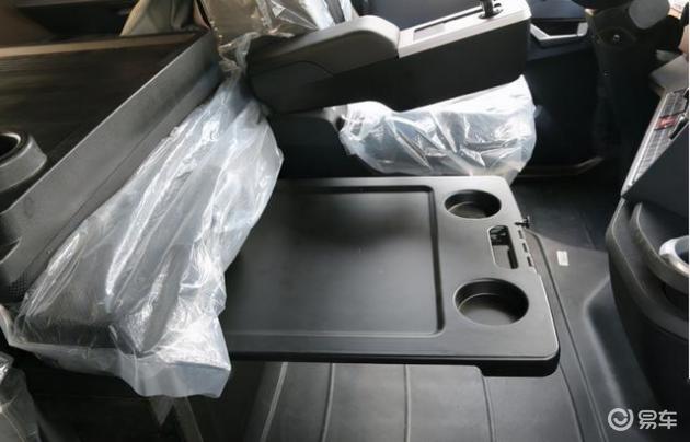 困难气道车什么牌好重汽HOWO TH7燃气版牵引车拉煤很赚钱？陕西、山西用户都用它_https://www.jmylbn.com_新闻资讯_第26张