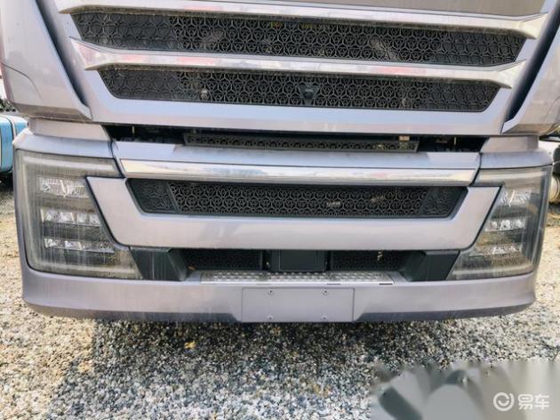 困难气道车什么牌好重汽HOWO TH7燃气版牵引车拉煤很赚钱？陕西、山西用户都用它_https://www.jmylbn.com_新闻资讯_第6张