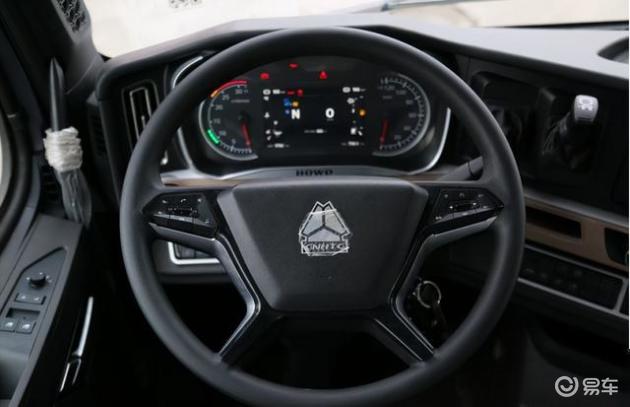 困难气道车什么牌好重汽HOWO TH7燃气版牵引车拉煤很赚钱？陕西、山西用户都用它_https://www.jmylbn.com_新闻资讯_第19张