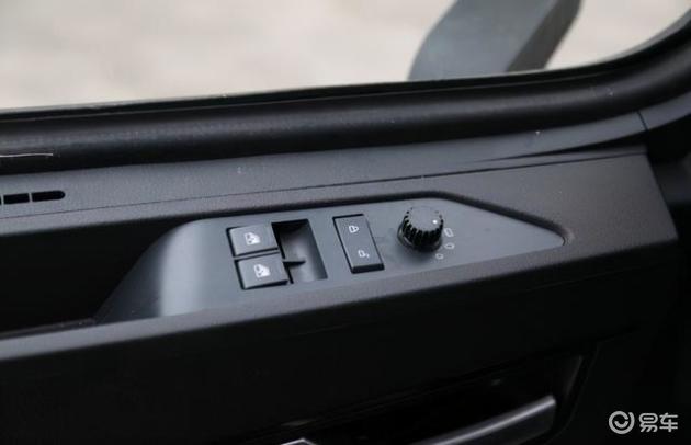 困难气道车什么牌好重汽HOWO TH7燃气版牵引车拉煤很赚钱？陕西、山西用户都用它_https://www.jmylbn.com_新闻资讯_第18张