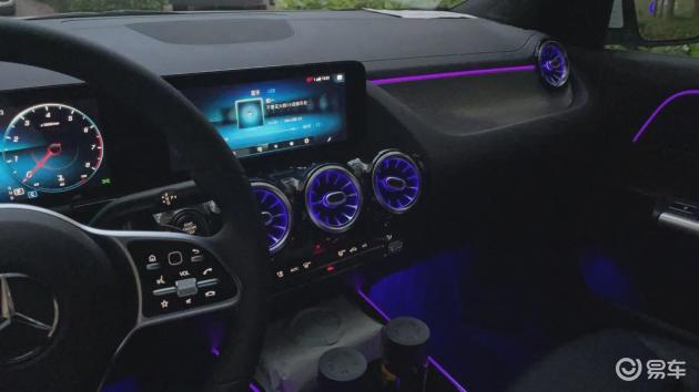 本田CRV对比_奔驰gla200男人开适合吗_奔驰GLA排面