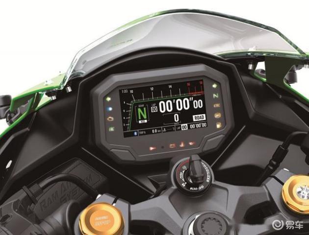 悬吊系统是什么Ninja ZX-4RR北美规格 外观、配备与印尼发表的2023年式ZX-25RR几乎相同，但最大马力则一口气提升了32PS。美国当地定价为9699美元（约125万日元），并于春季发售。_https://www.jmylbn.com_新闻资讯_第12张