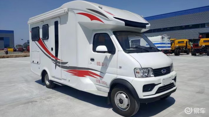 开瑞1.5t大马力汽油房车下线了/性价比高的c型房车