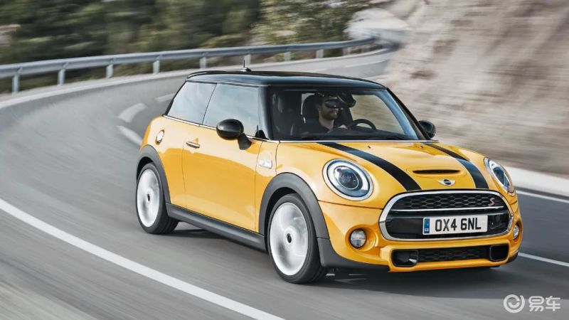 对于手头不富裕的驾驶爱好者而言,mini cooper也是一个非常好的选择.