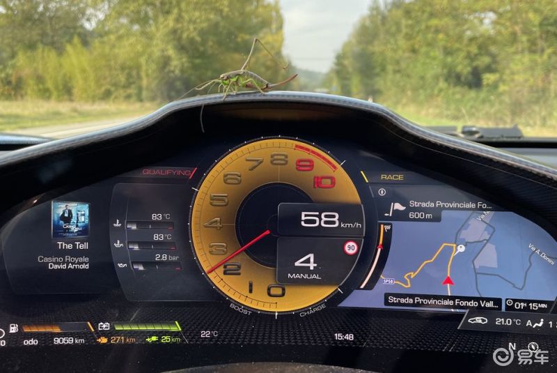 法拉利296内饰-空间-导航-易车