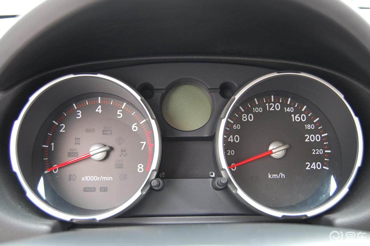 【逍客2008款20s火 6mt 2wd仪表盘汽车图片-汽车图片大全】-易车