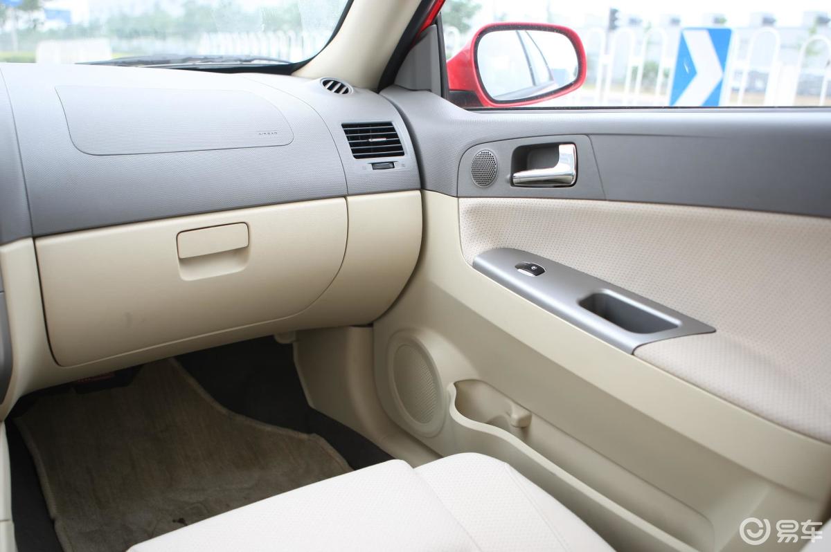 【骏捷cross2009款1.6at豪华型内饰汽车图片-汽车图片大全】-易车