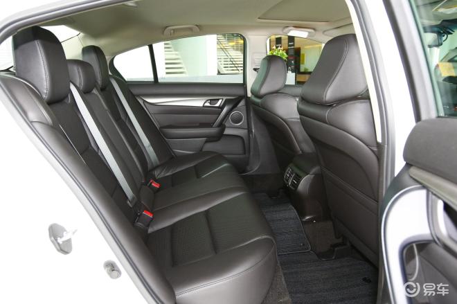 讴歌tl(进口)豪华运动版讴歌tl空间易车网独家图片,谢绝其他媒体转载!