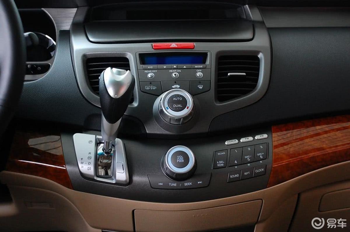 【奥德赛2002款标准版中控台整体汽车图片-汽车图片大全】-易车