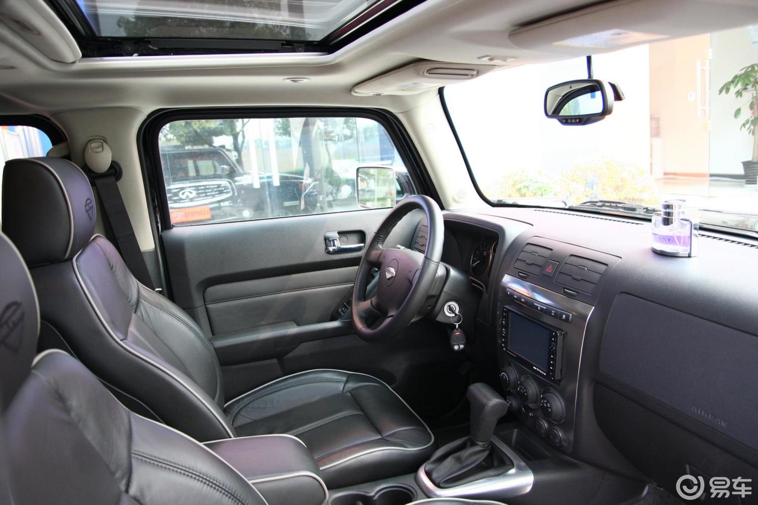 【悍马h32005款3.5内饰汽车图片-汽车图片大全】-易车