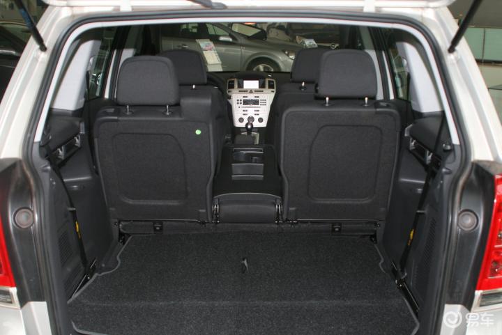 赛飞利(进口) 新欧宝赛飞利赛飞利内部空间