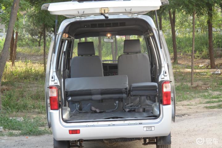 2007款 五菱之光 6400bvf基本型加长版(空调)