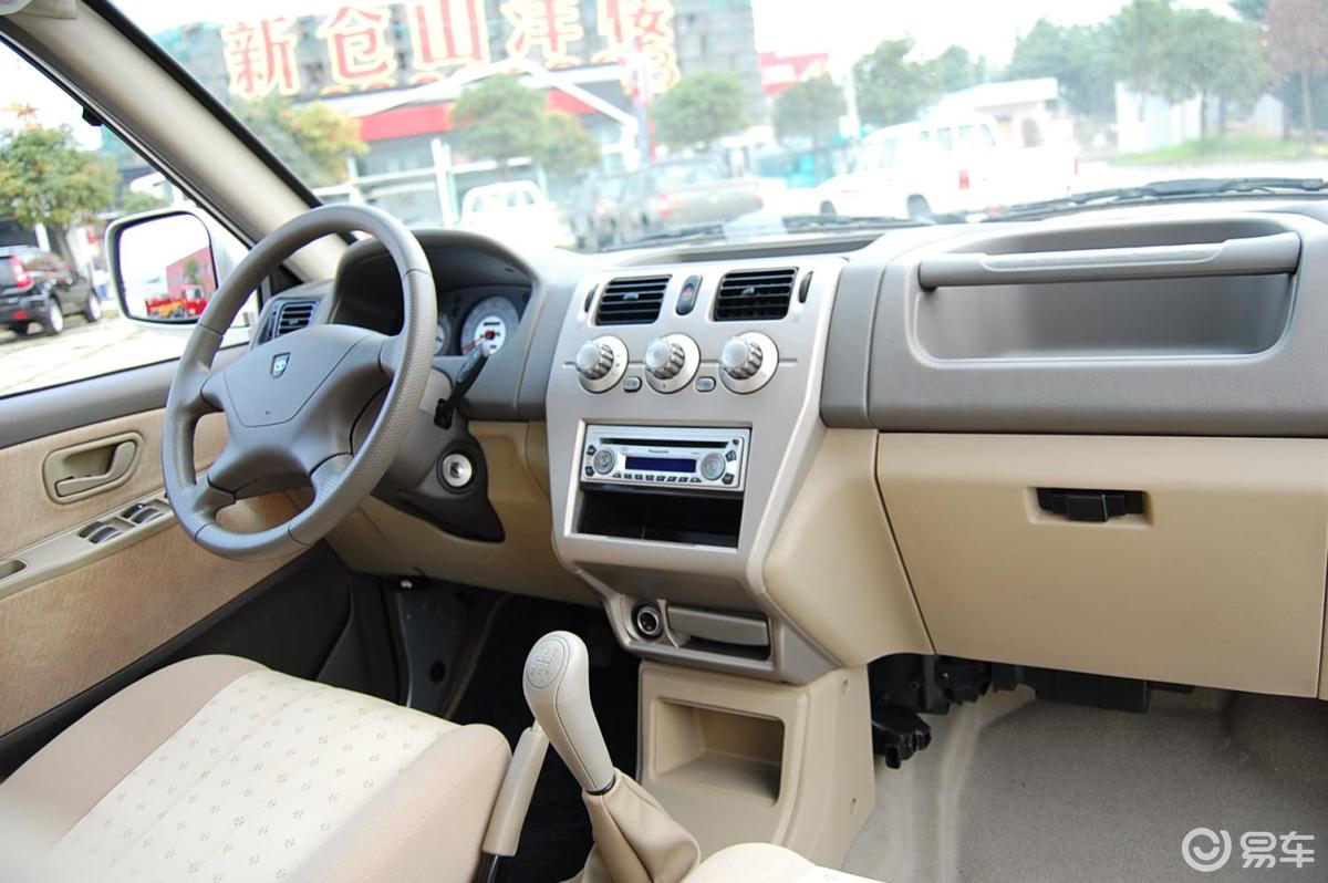 【富利卡2003款旗舰型(at)dn6445p内饰汽车图片-汽车图片大全】-易车