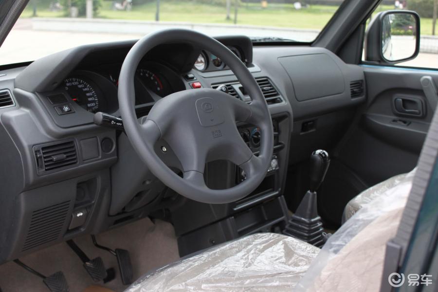 【猎豹64812009款2.2手动两驱内饰汽车图片-汽车图片大全】-易车网