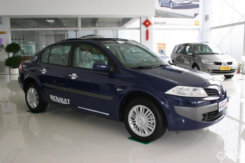 汽车图片 雷诺 梅甘娜 2006款 三厢轿车 780_519