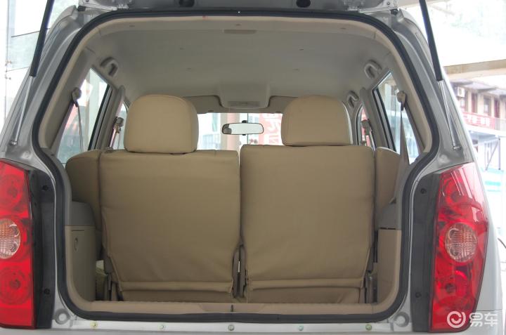 赛马 新时代赛马 1.5l手动舒适型哈飞赛马空间