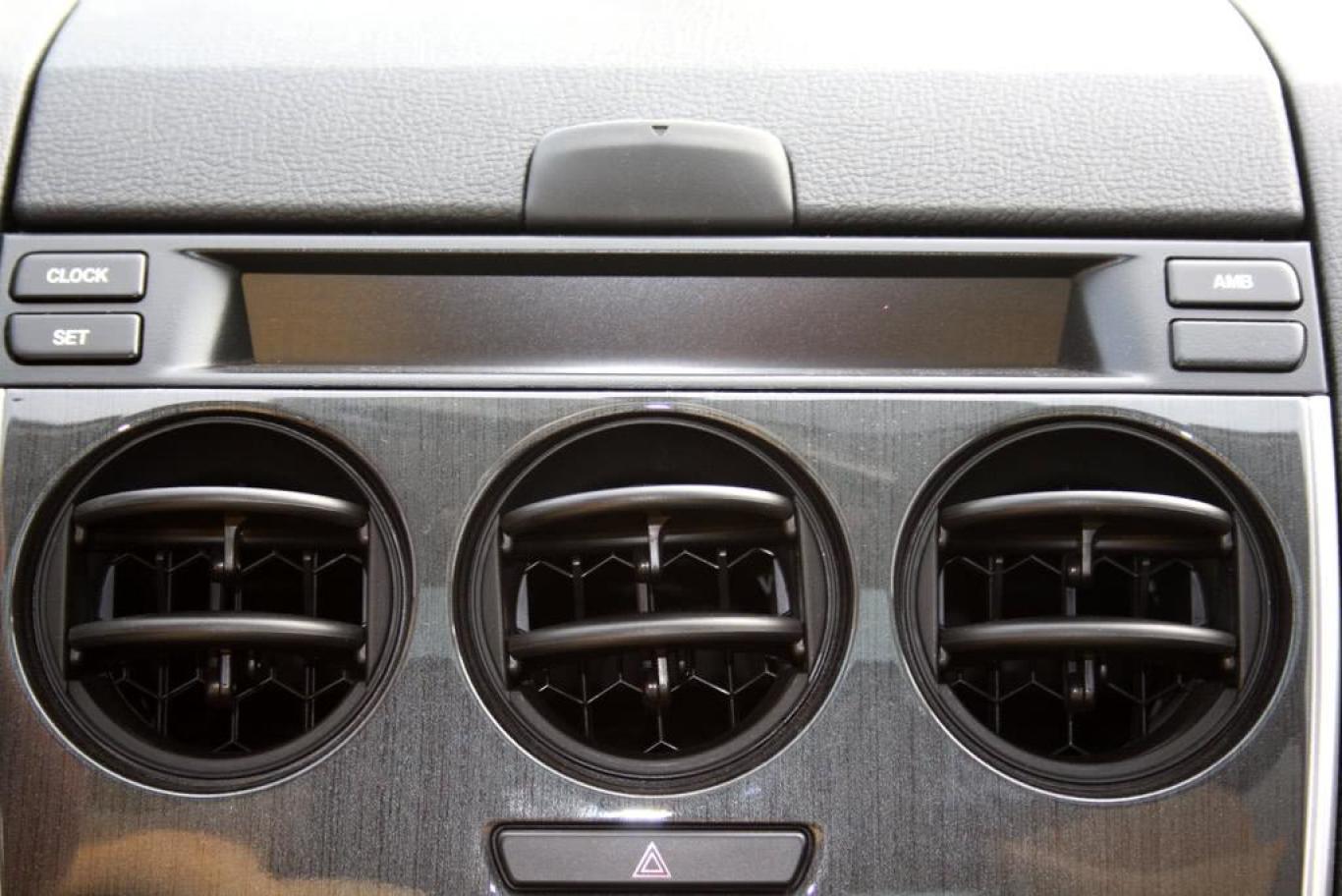 0l 运动型前出风口图片