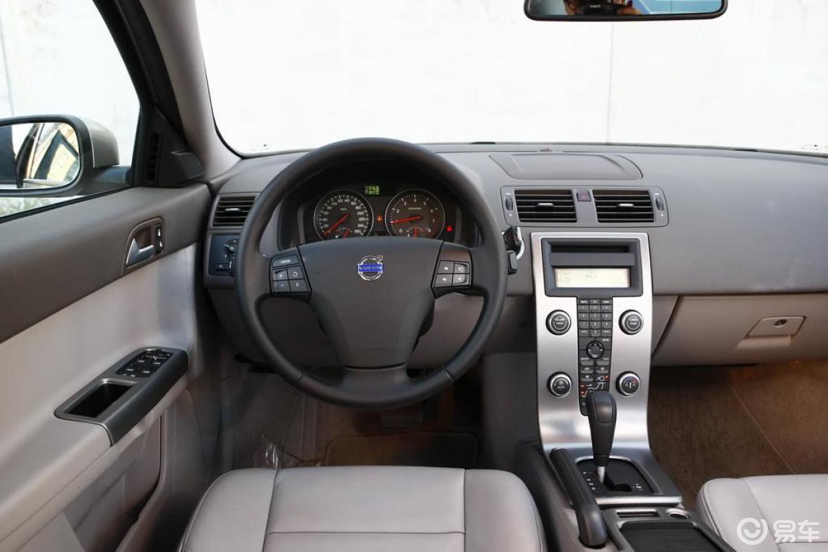 【沃尔沃s402009款2.