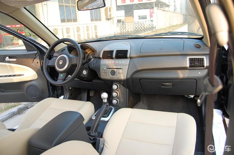 【莲花l32009款两厢 时尚型 5mt内饰汽车图片-汽车图片大全】-易车网