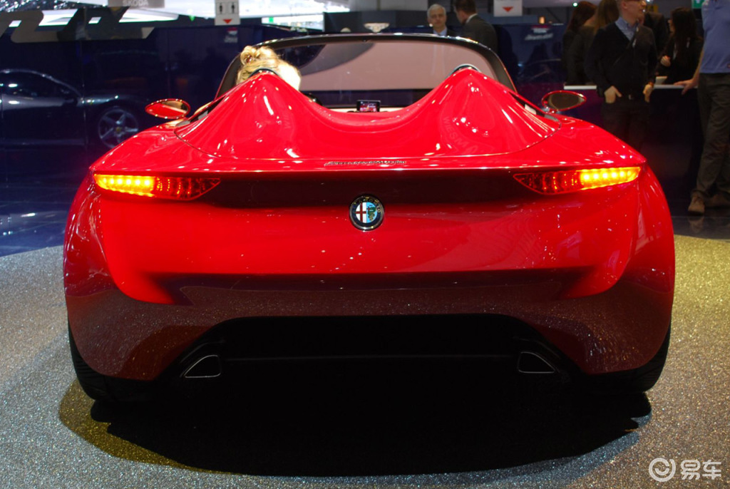 alfa romeo 2uettottanta by pininfarina(2/26)