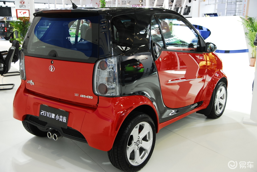 【小贵族2009款尊贵Ⅰ型 6300b侧前45度车头向右水平汽车图片-汽车