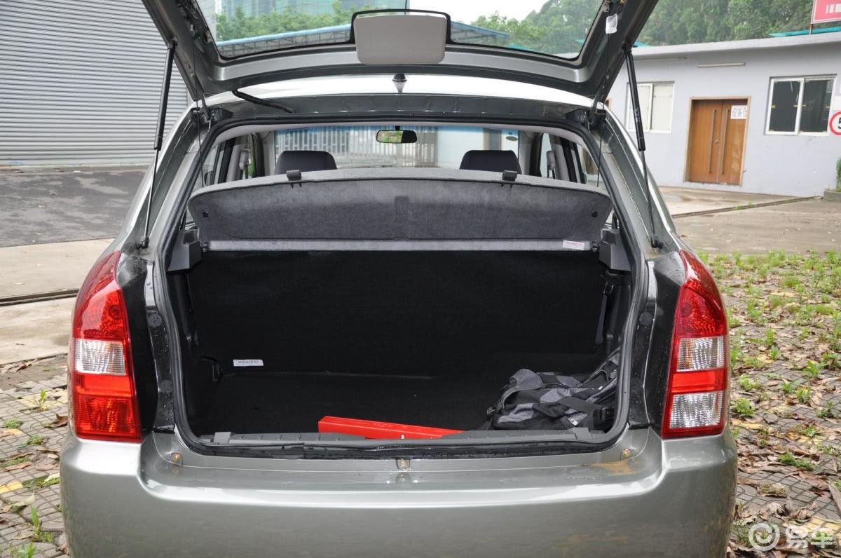 【旗云12010款1.0—mt 舒适型空间汽车图片-汽车图片大全】-易车