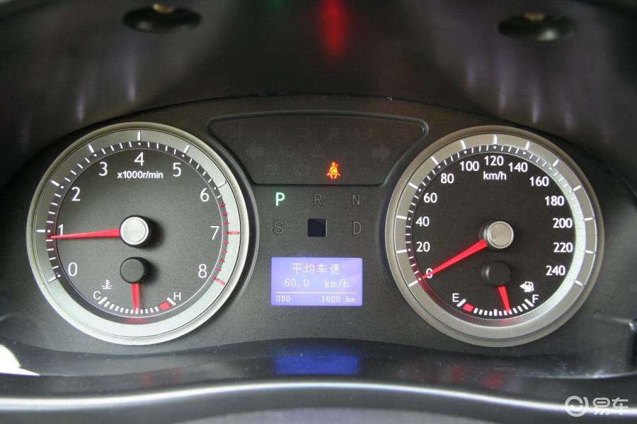 【吉利帝豪ec82011款2.