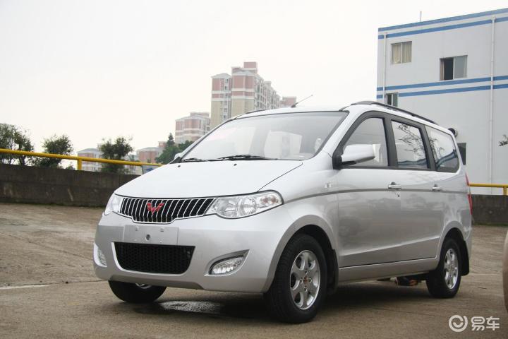 五菱宏光 6431mf—1.4l 豪华型五菱宏光