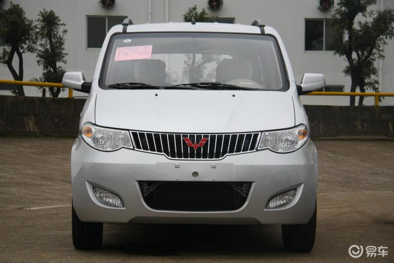 2010款 五菱宏光 6431mf—1.4l 豪华型