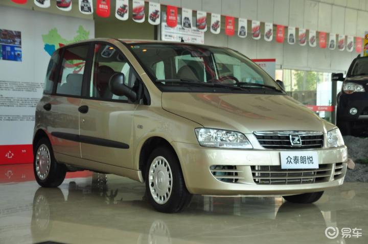 看过众泰m300的人还看过