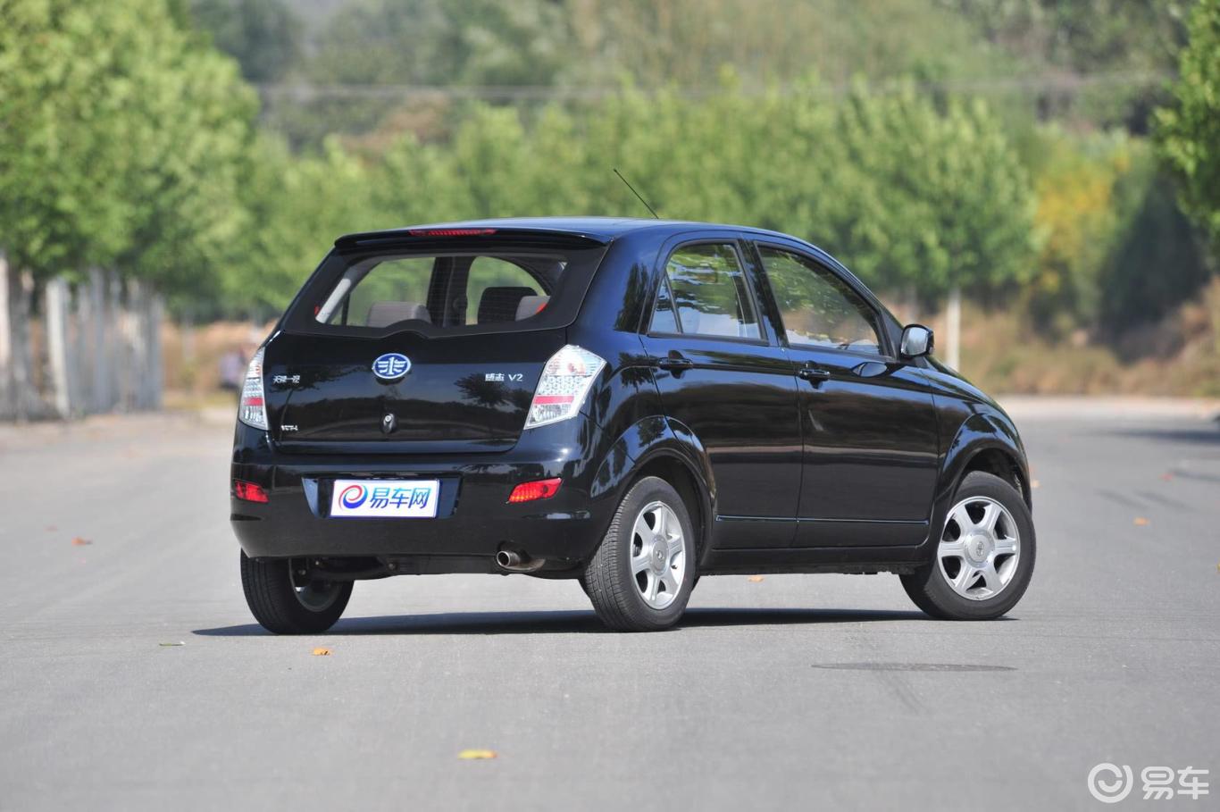 3l mt 豪华型】一汽威志v2_1.3l mt 豪华型图片-网通社汽车