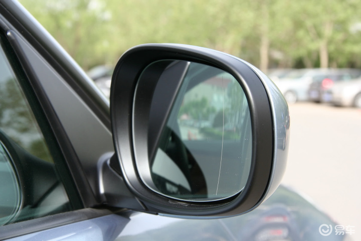 宝马3系 320i 时尚型后视镜镜面(后)