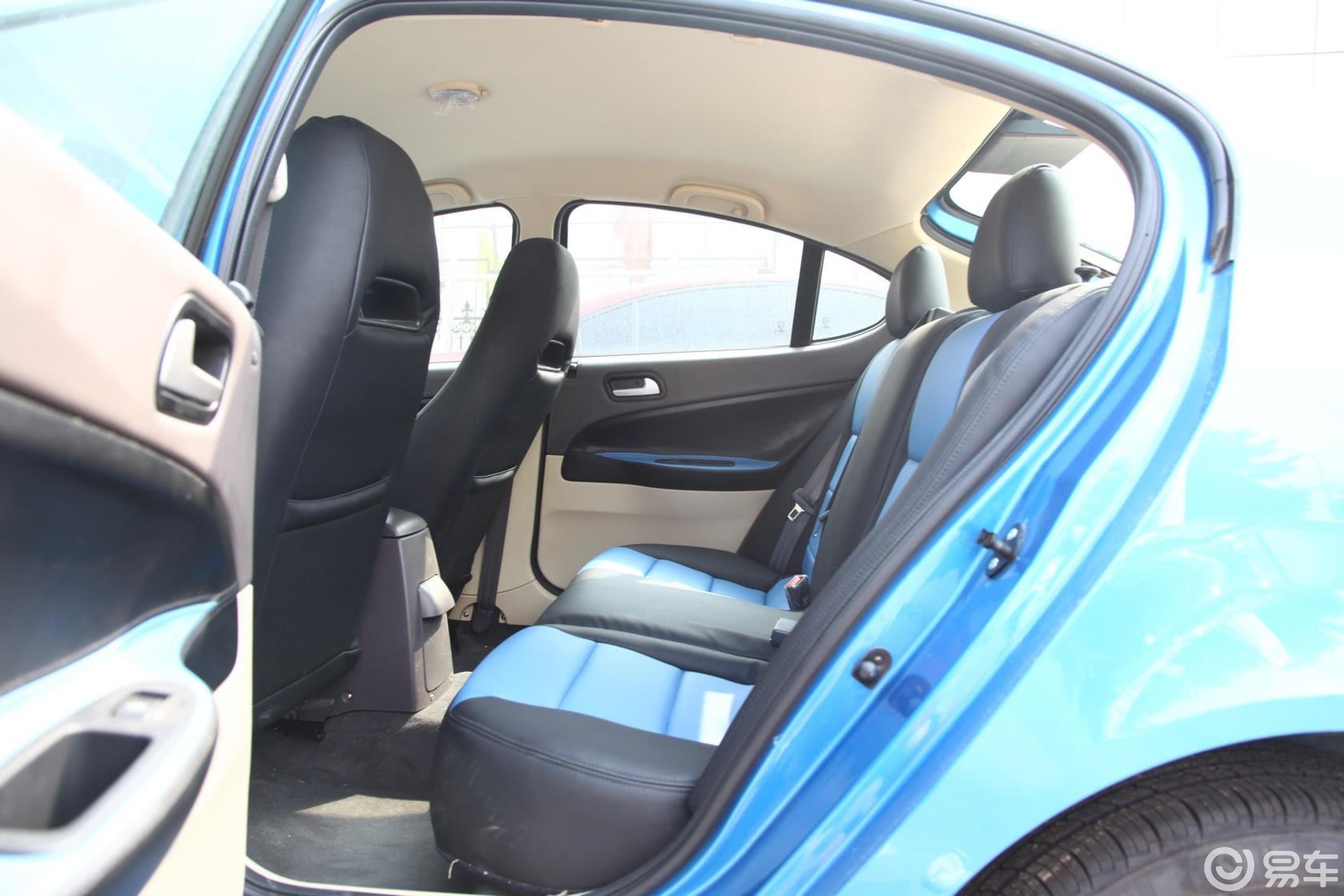 【莲花l32009款两厢 时尚型 5mt空间汽车图片-汽车图片大全】-易车