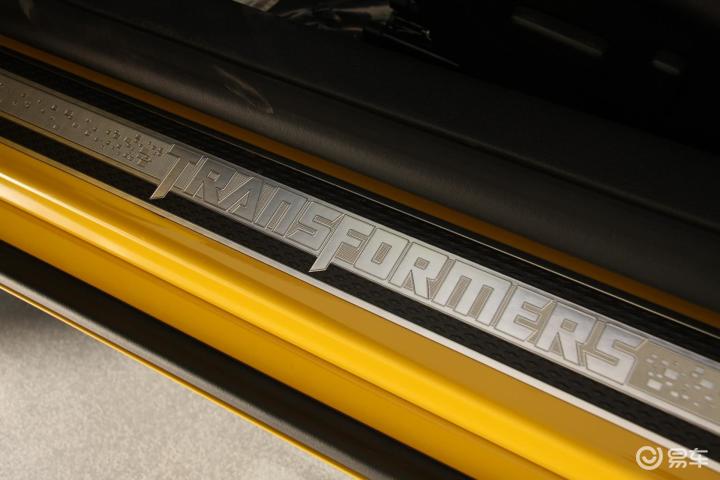 科迈罗(进口) 3.6l v6 自动 变形金刚限量版科迈罗内饰-蜂黄