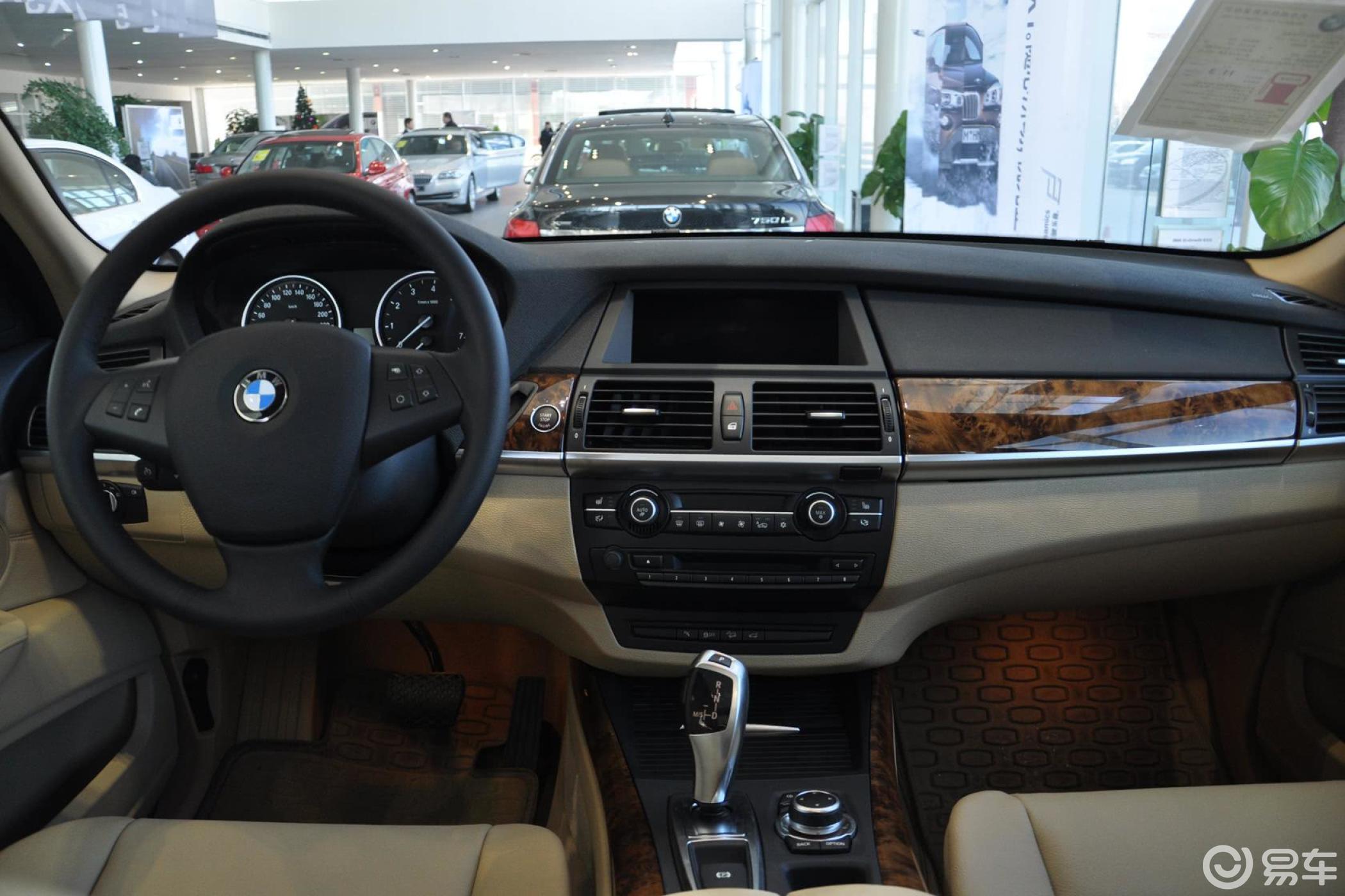 【宝马x52011款xdrive35i 领先型内饰汽车图片-汽车图片大全】-易车