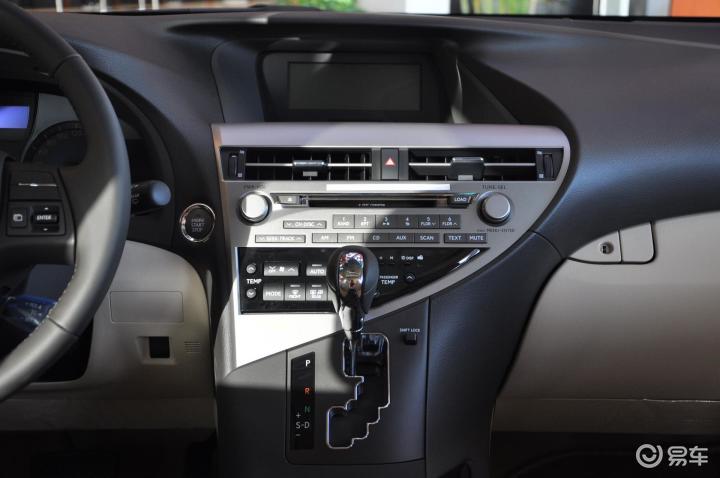 雷克萨斯rx(进口) 270 典雅版rx内饰-银云母金属色