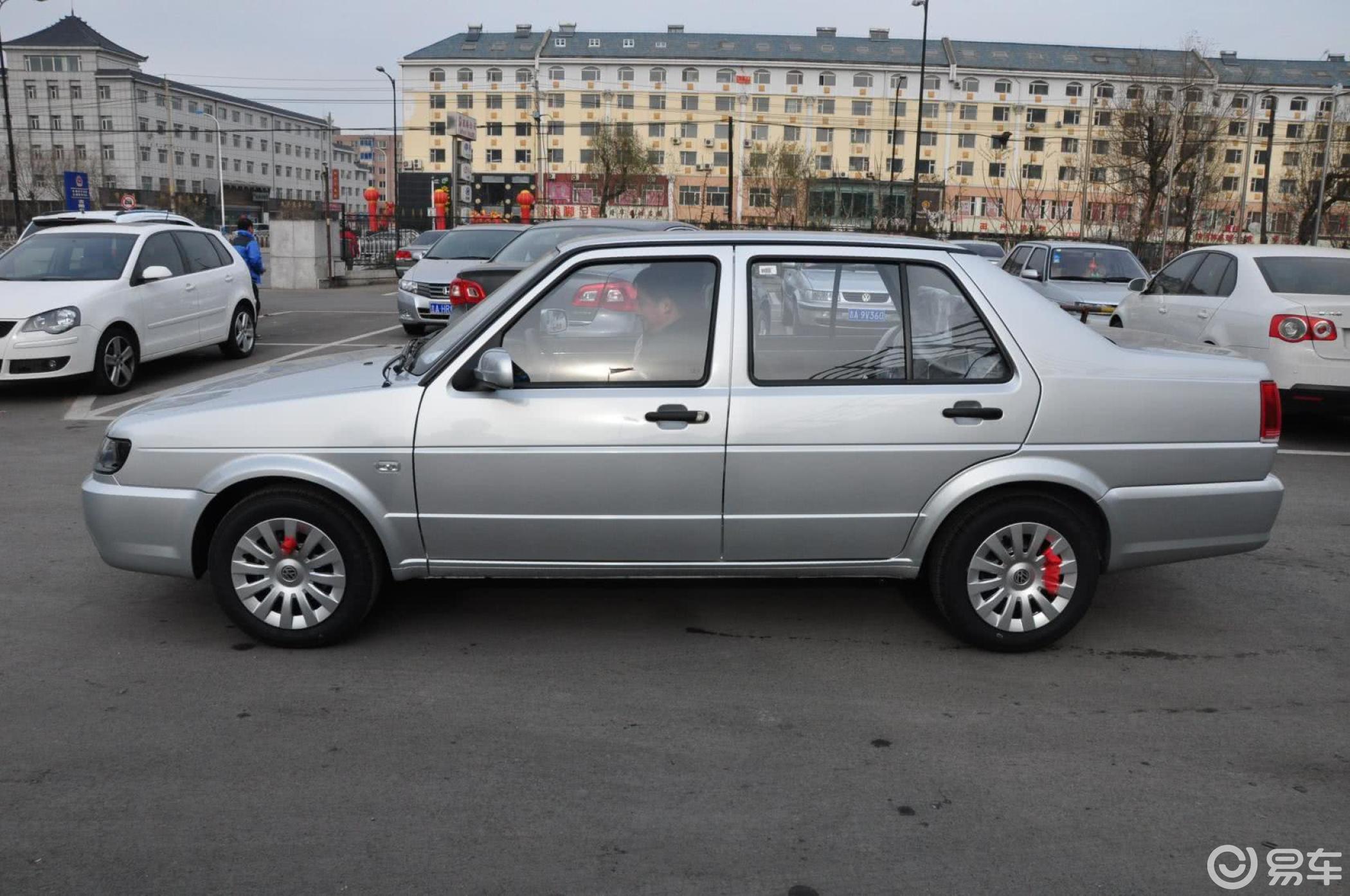 【捷达2010款前卫外观汽车图片-汽车图片大全】-易车