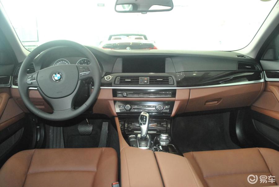 【宝马5系2011款530i旅行车内饰汽车图片-汽车图片大全】-易车网